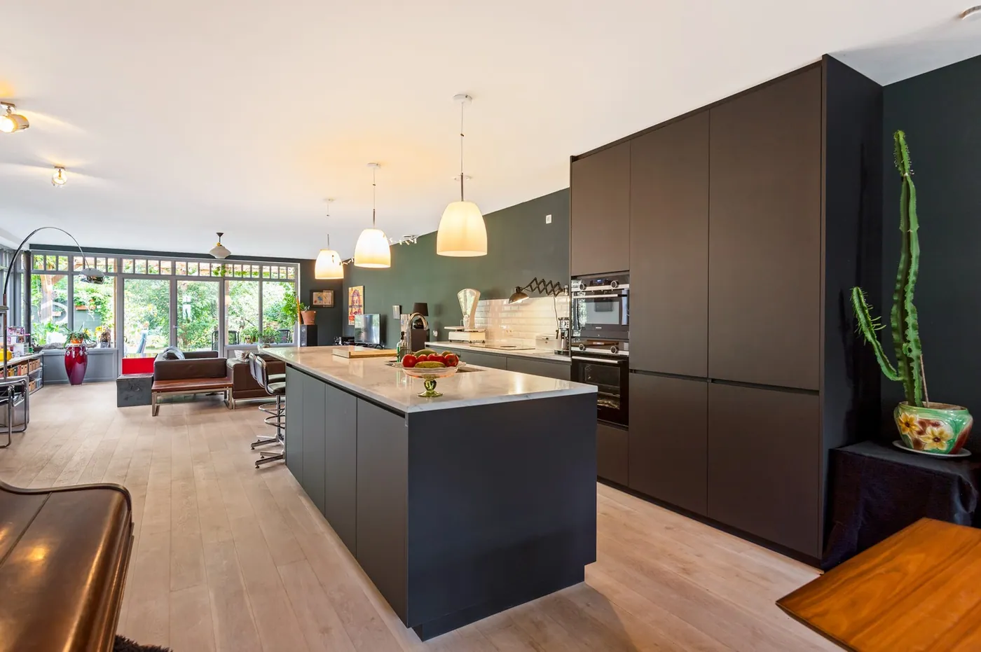 Instapklare, energiezuinige woning met 3 slaapkamers & tuin te Lier! - foto 2