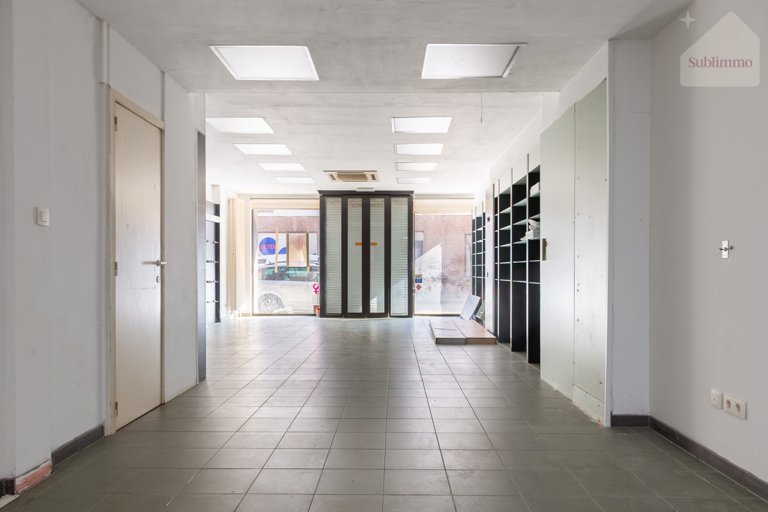 Commercial à vendre à Meerhout avec 2 chambres - photo 2
