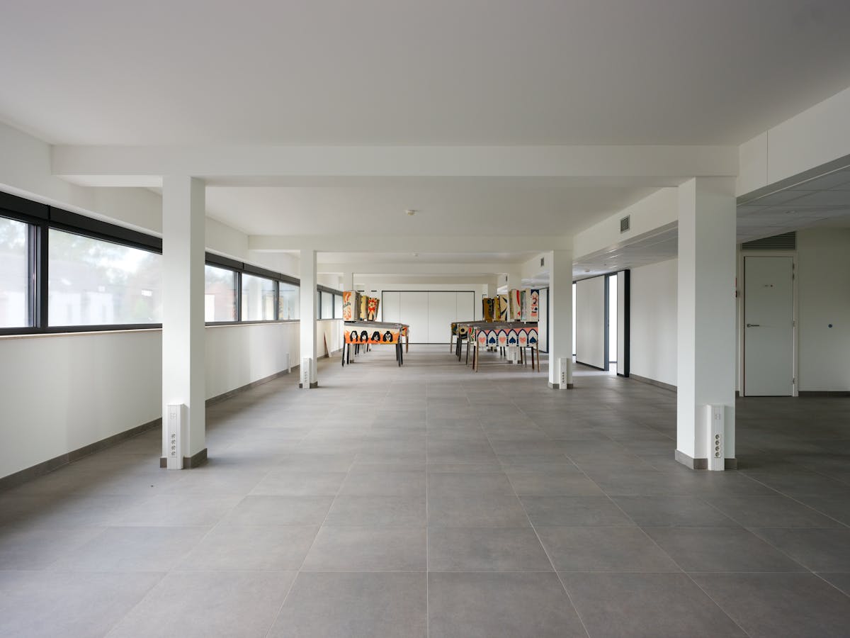 Uitstekend gelegen kantoren (85 m²-778 m²) te huur in Eeklo - foto 3