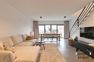 Energiezuinig duplexappartement in groene omgeving Dit duplexappartement met luxueuze afwerkingsgraad is top ingericht. Op de 1ste verdieping vinden...