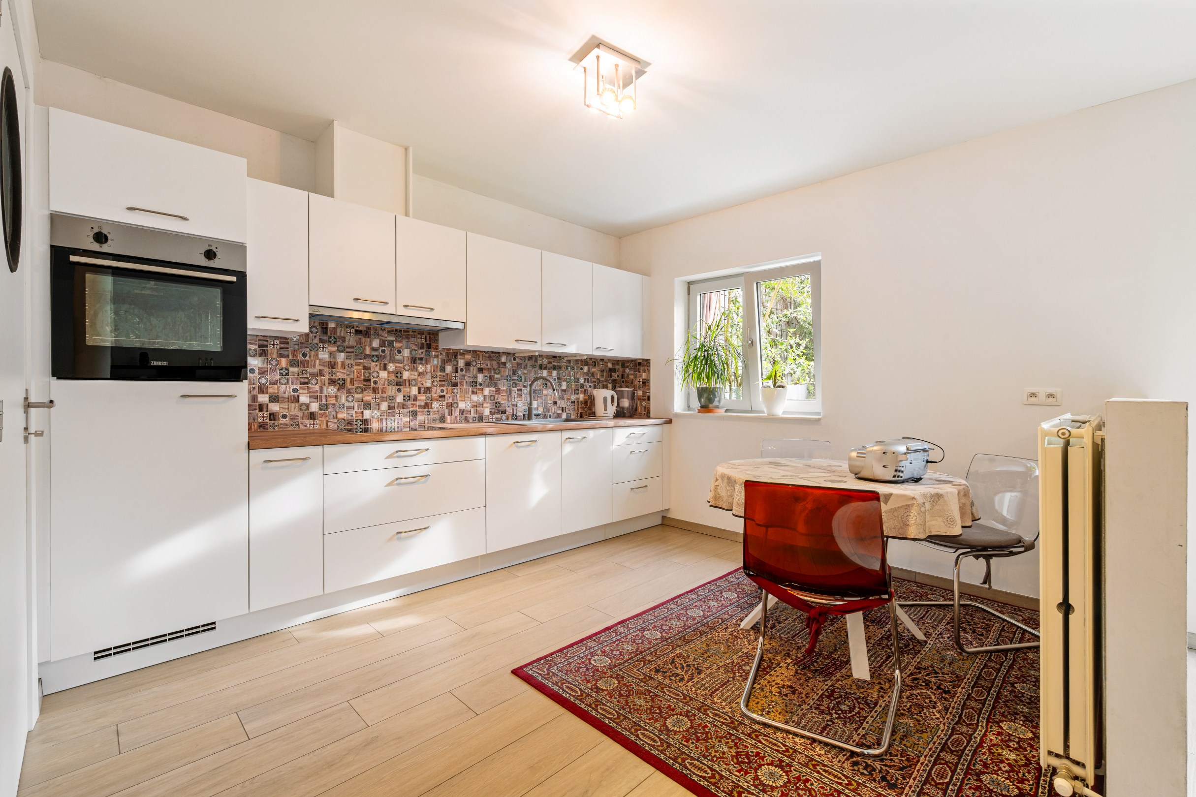 Ruime kangeroewoning op een rustige locatie te centrum Turnhout! - foto 4