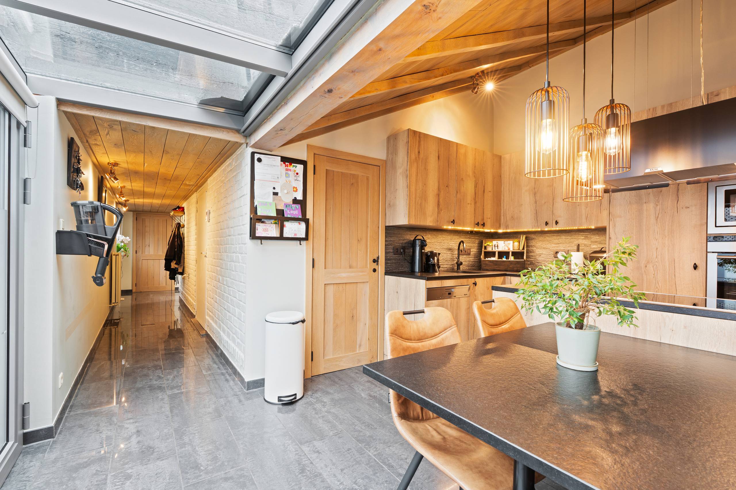 Woning met 4 slpk, magazijn (172 m²) en tuin in Haaltert - foto 5