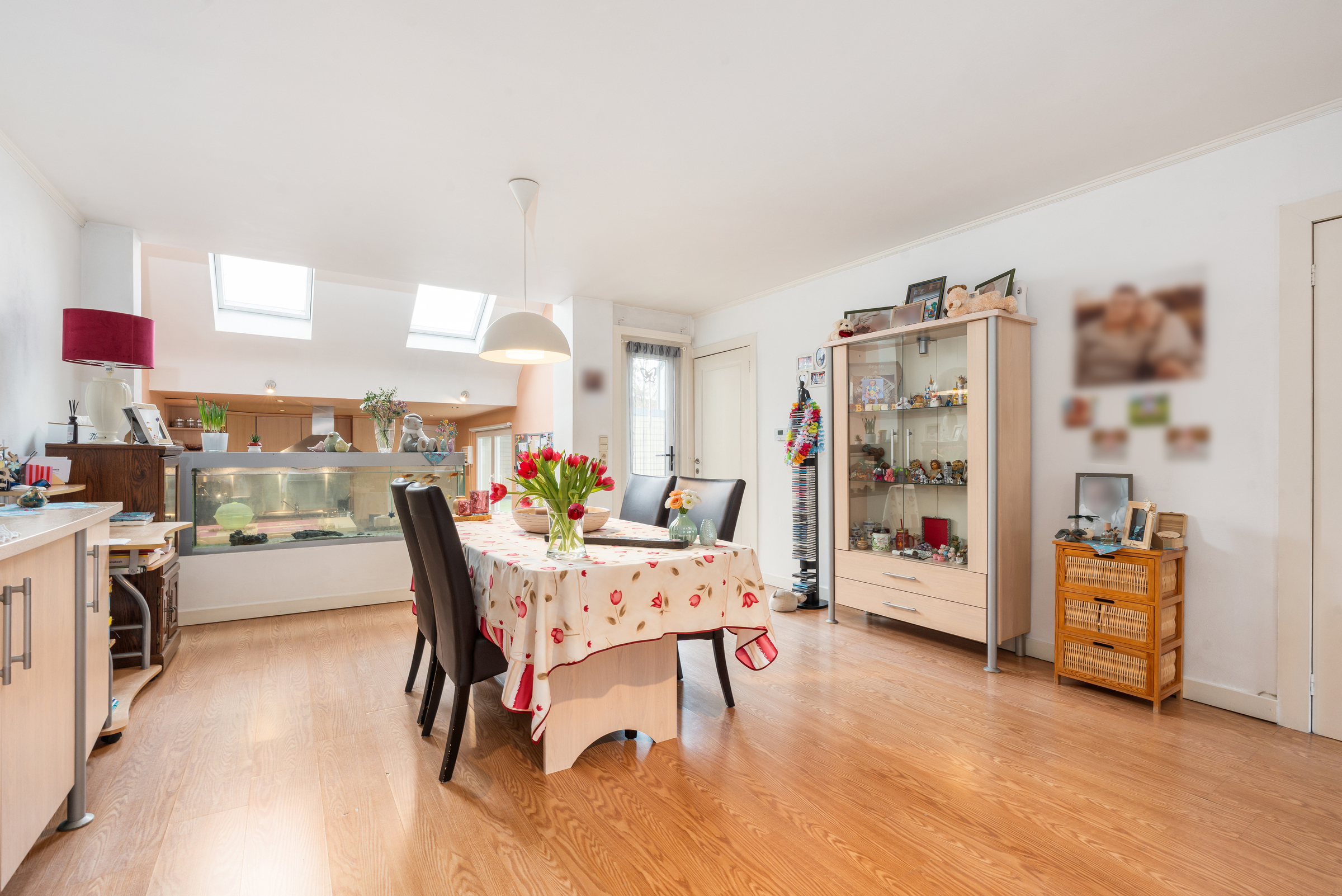 Opbrengsteigendom met handelszaak en appartement - foto 4