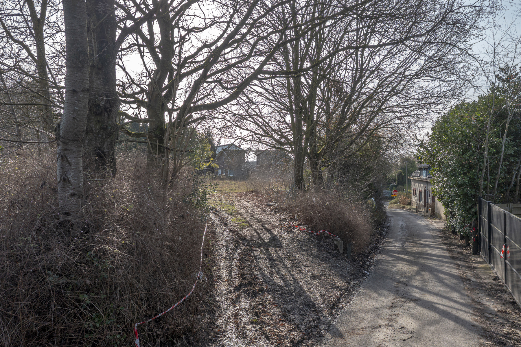 Exclusieve bouwgrond voor het oprichten van een villa. - foto 5