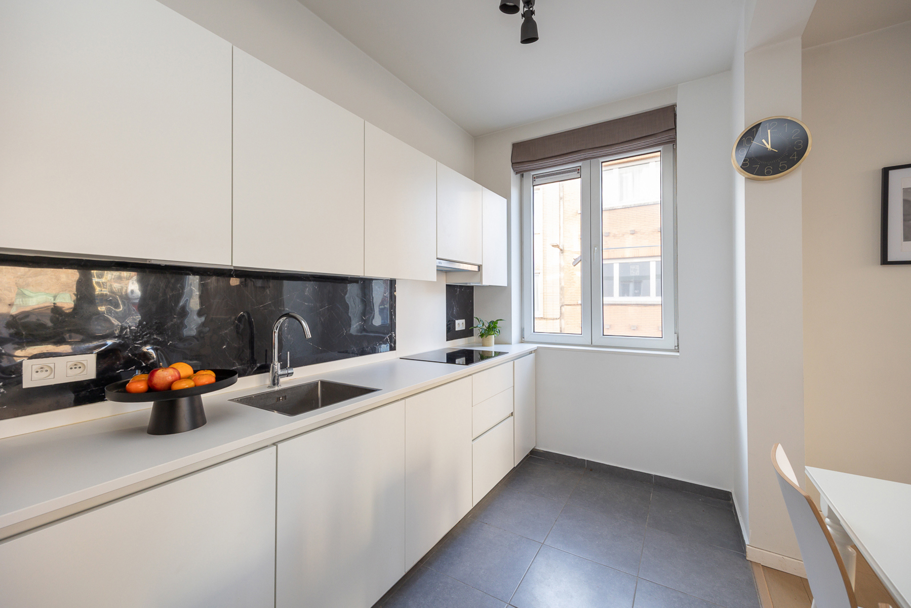 Lichtrijk en instapklaar hoekappartement op toplocatie - foto 4