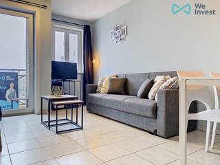 Ontdek dit verzorgd en lichtrijk appartement, ideaal gelegen in het gezellige Middelkerke.Dit instapklare pand, gebouwd in 2005, combineert comfort...