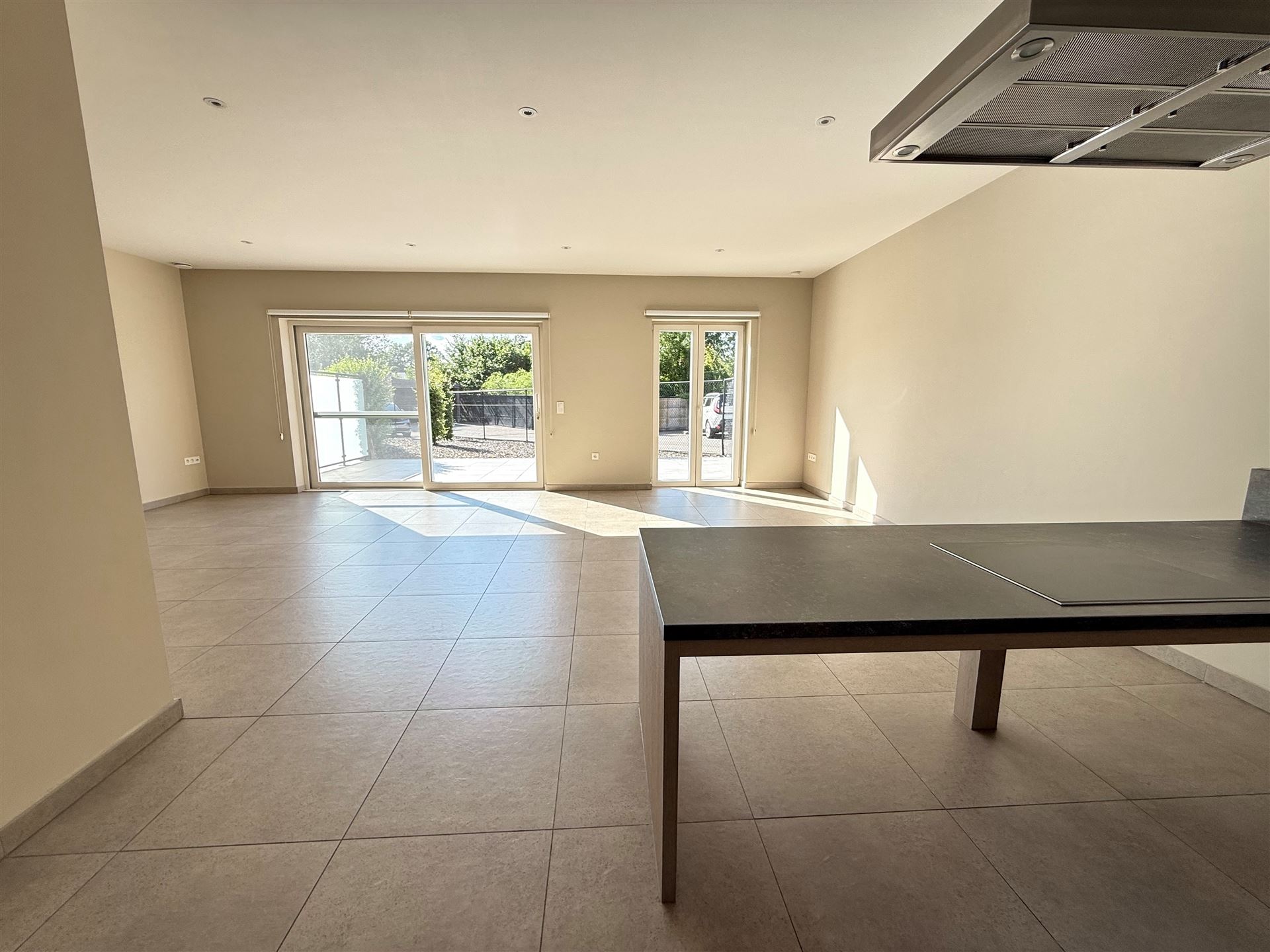 Apartment - photo 5