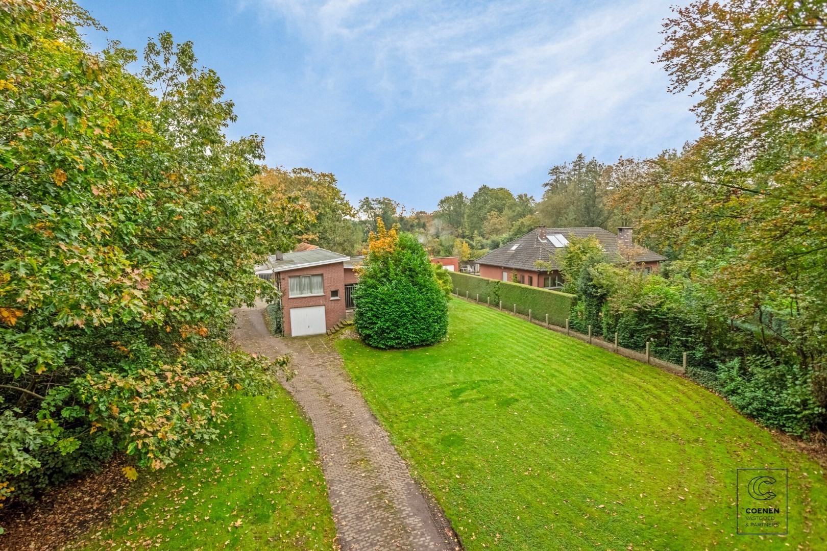 Unieke kans in Westmalle: te renoveren woning met 4 à 5 slpk' s, 236 m² bew. opp. op perceel van 3.990 m²! - foto 1