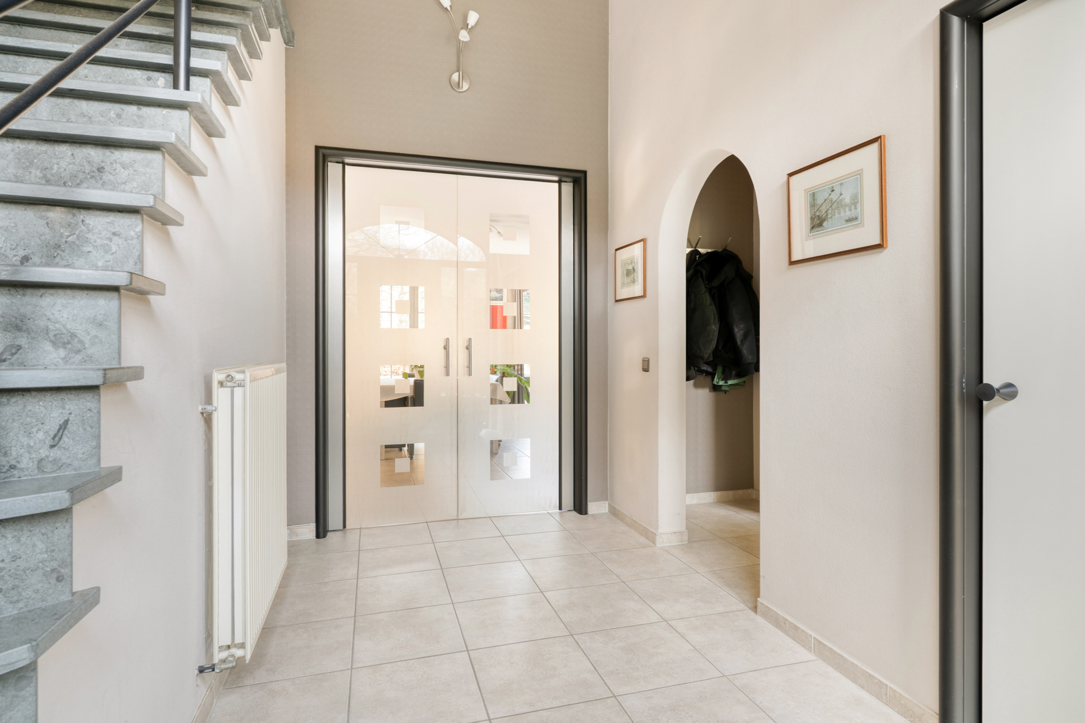 Ruime energiezuinige villa met binnenzwembad op 20 are - foto 3