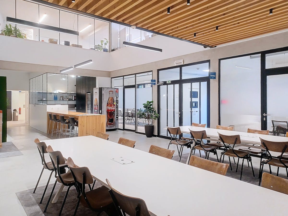 Moderne full-service kantoren (17 m²-51 m²) te huur in Gent - foto 2