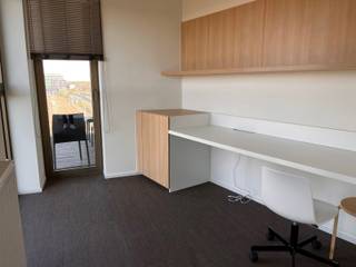 Welkom in deze verzorgde en comfortabele studentenkamer.De kamer is louter voor individueel gebruik en is bemeubeld met een bed, bureau, stoel,...