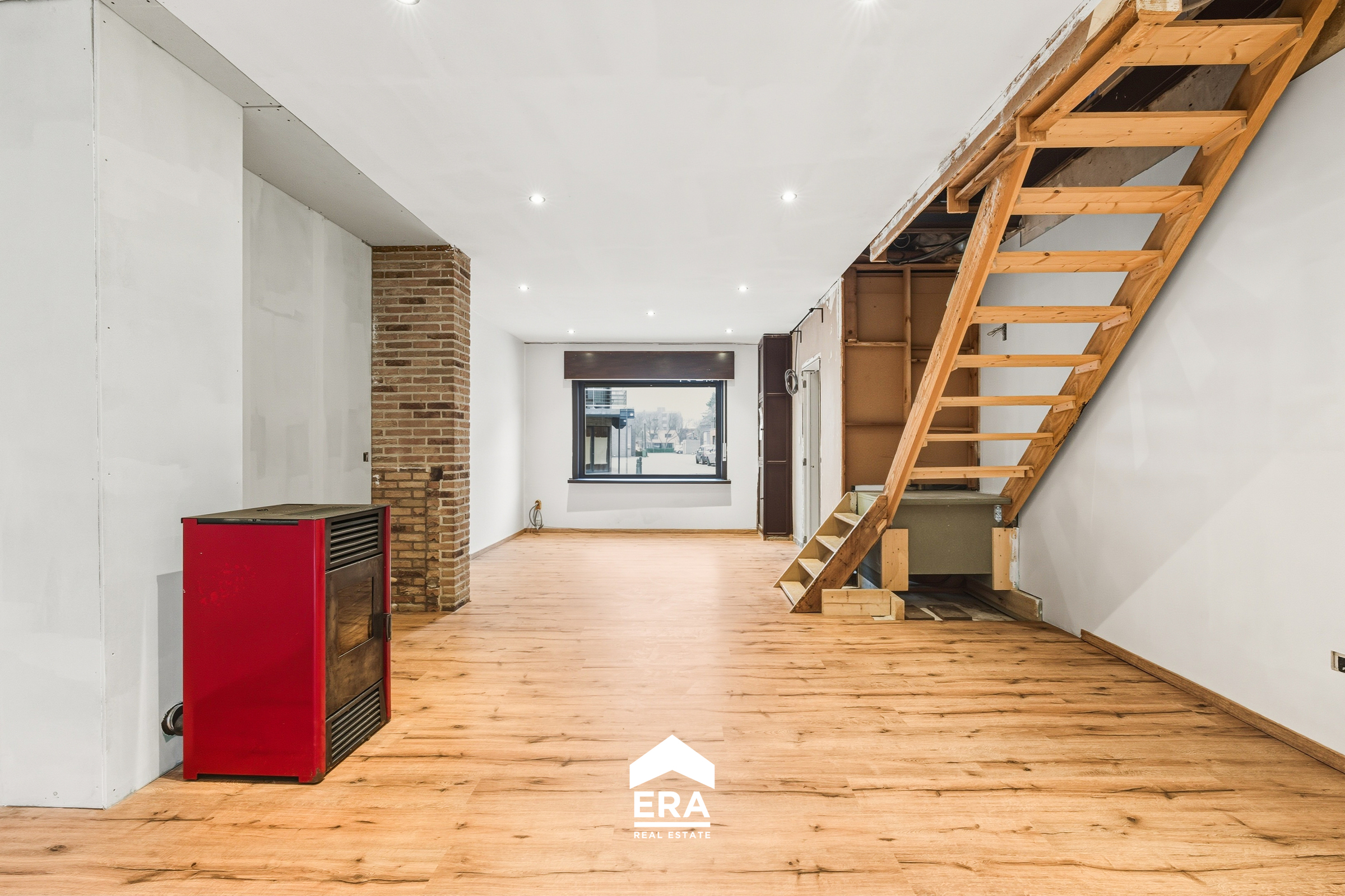 Woning met potentieel met 3 slpks en tuin. - foto 4