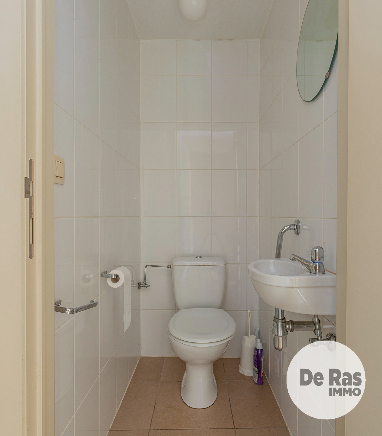 LEDE - Ruim en instapklaar appartement aan de markt van Lede - foto 4