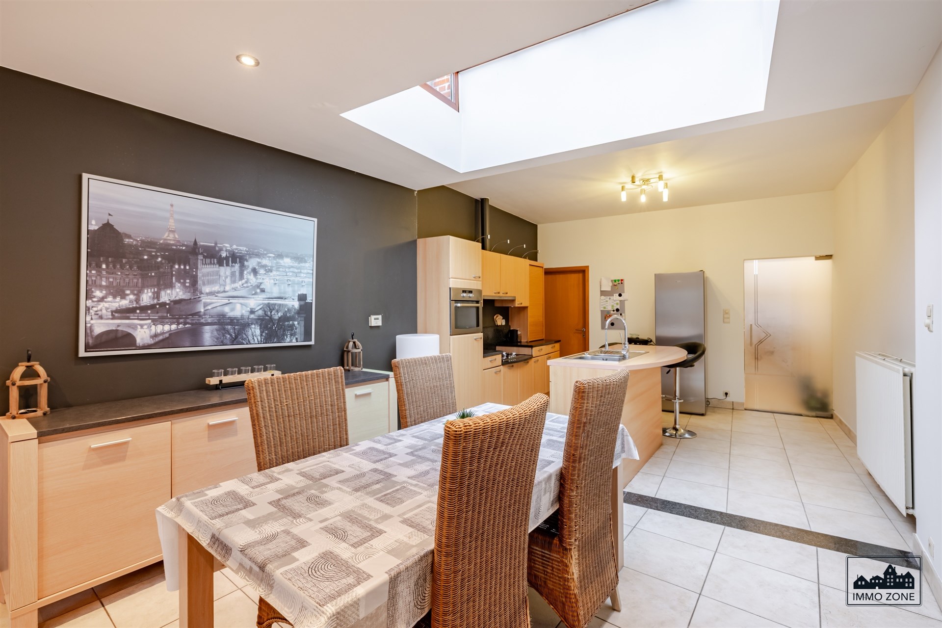 Op te frissen woning met tuin en ruime zolder - foto 4