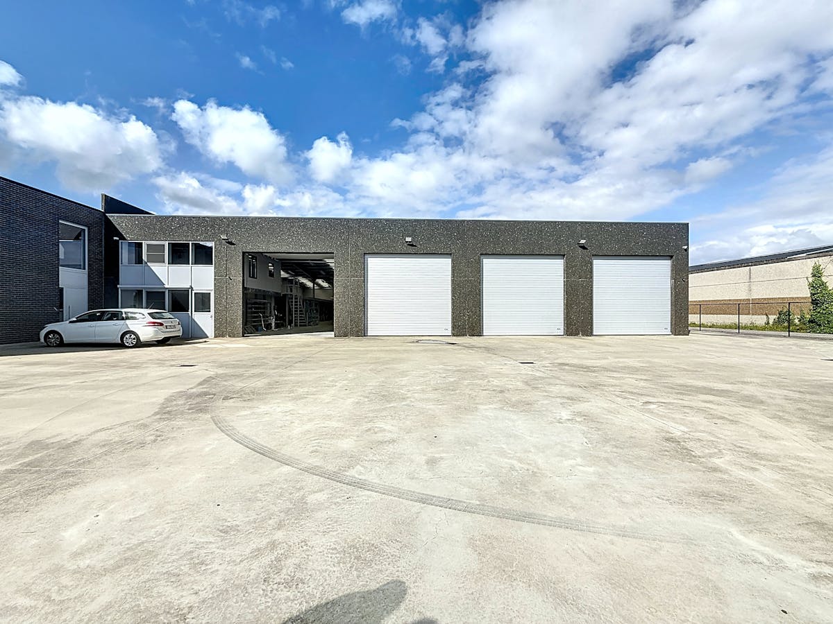 Magazijn van ca. 1.400 m² te huur in Wervik - foto 1
