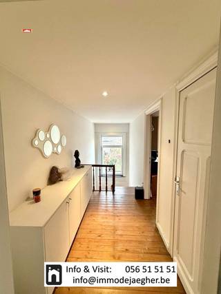 Info & Visit: 056 51 51 51 - Voor de beschrijving en de wettelijke informatieplicht (art.5.2.6 VCRO en Watertoets, EPC, EPC-nummer,…) verwijzen we naar de advertentie op de website van Immo Dejaegher te bereiken via - https://www.immodejaegher.be/nl/ waar u ook andere interessante panden kan terugvinden. De inhoud van deze advertentie valt onder de uitsluitende aansprakelijkheid en verantwoordelijkheid van Immo Dejaegher, Bram Dumont BIV 505 994, die ons deze advertentie heeft aangeleverd. Klachten of opmerkingen over de inhoud dienen rechtstreeks aan Immo Dejaegher kenbaar gemaakt worden via e-mail: - info@immodejaegher.be -***xxxINW-Dejaegher-