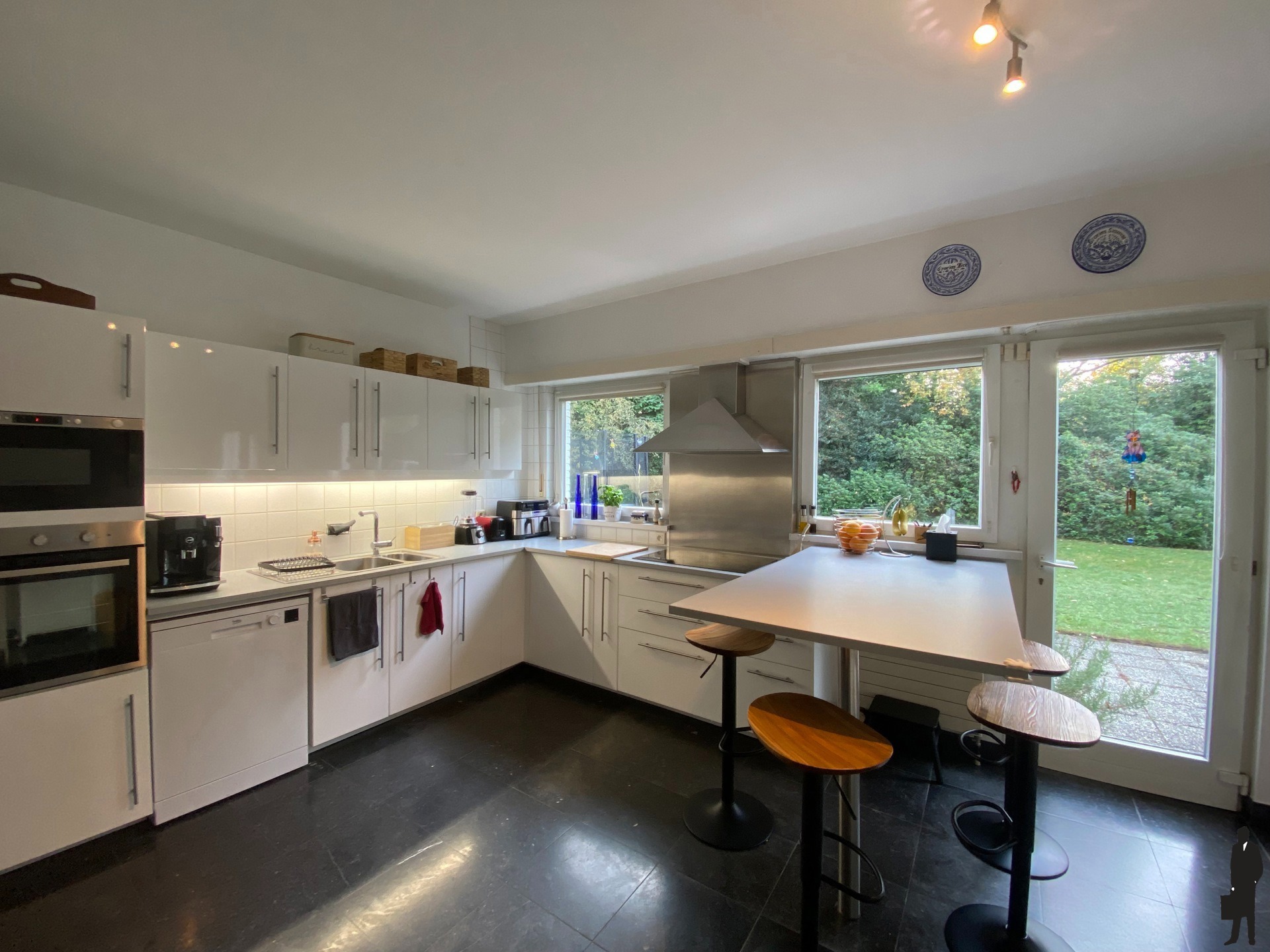 House for rent in Brasschaat with 5 bedrooms - photo 4