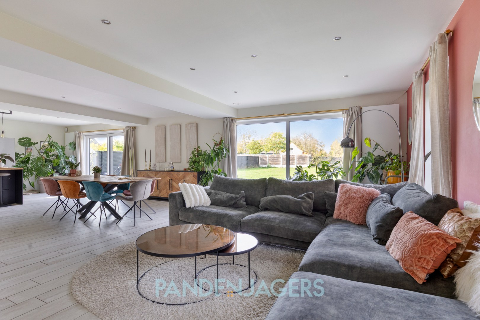 Recente energiezuinige woning met 6 slaapkamers, laadpaal en ruim perceel - foto 5