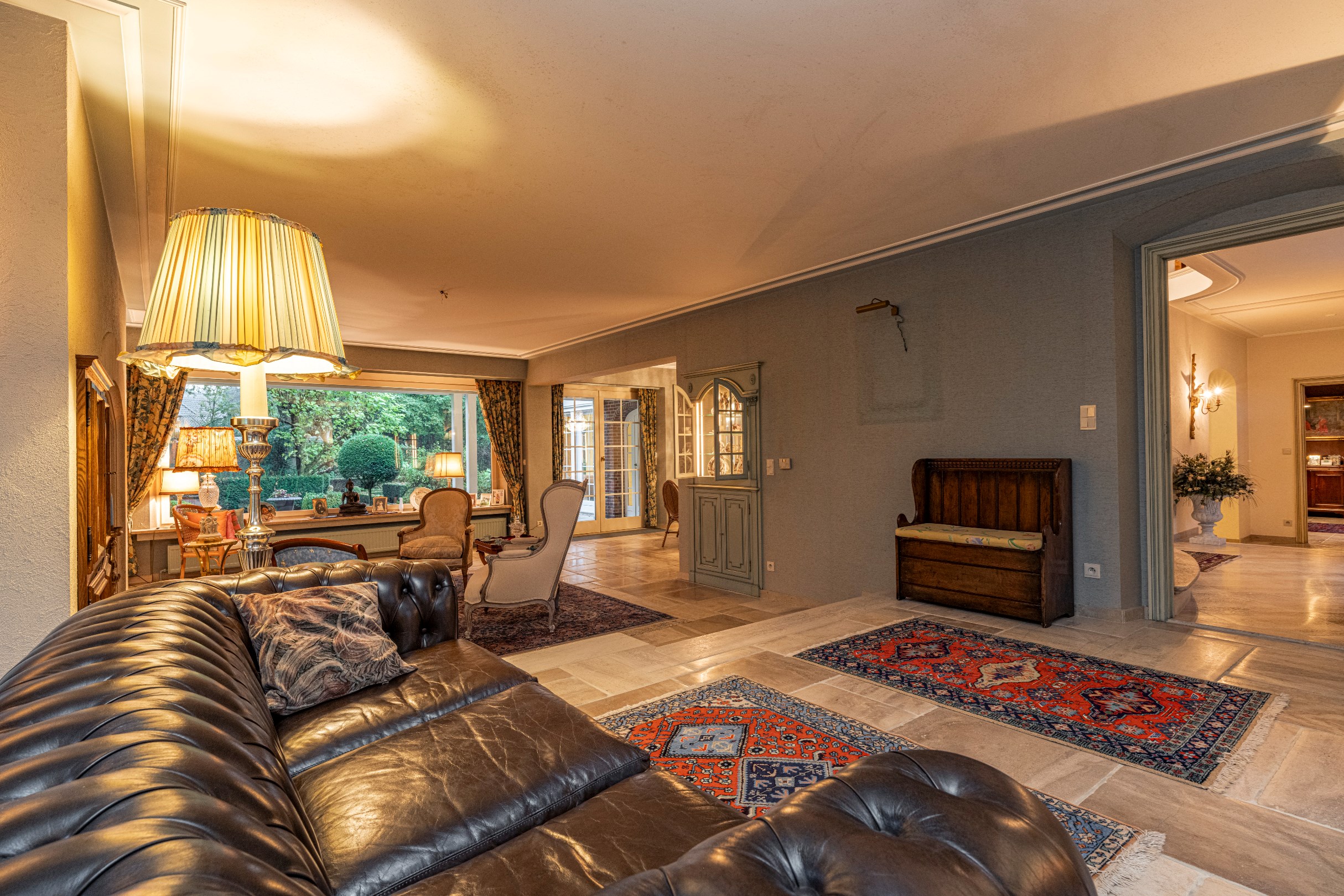 Architecturale Laporta-villa met 5 slpks, 3 badks op 5.233m² - foto 5