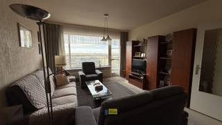 Dit aantrekkelijke appartement van 82m² in Wilrijk biedt uitstekende woonkwaliteit met een ideale indeling voor gezinnen of stellen. Het pand...