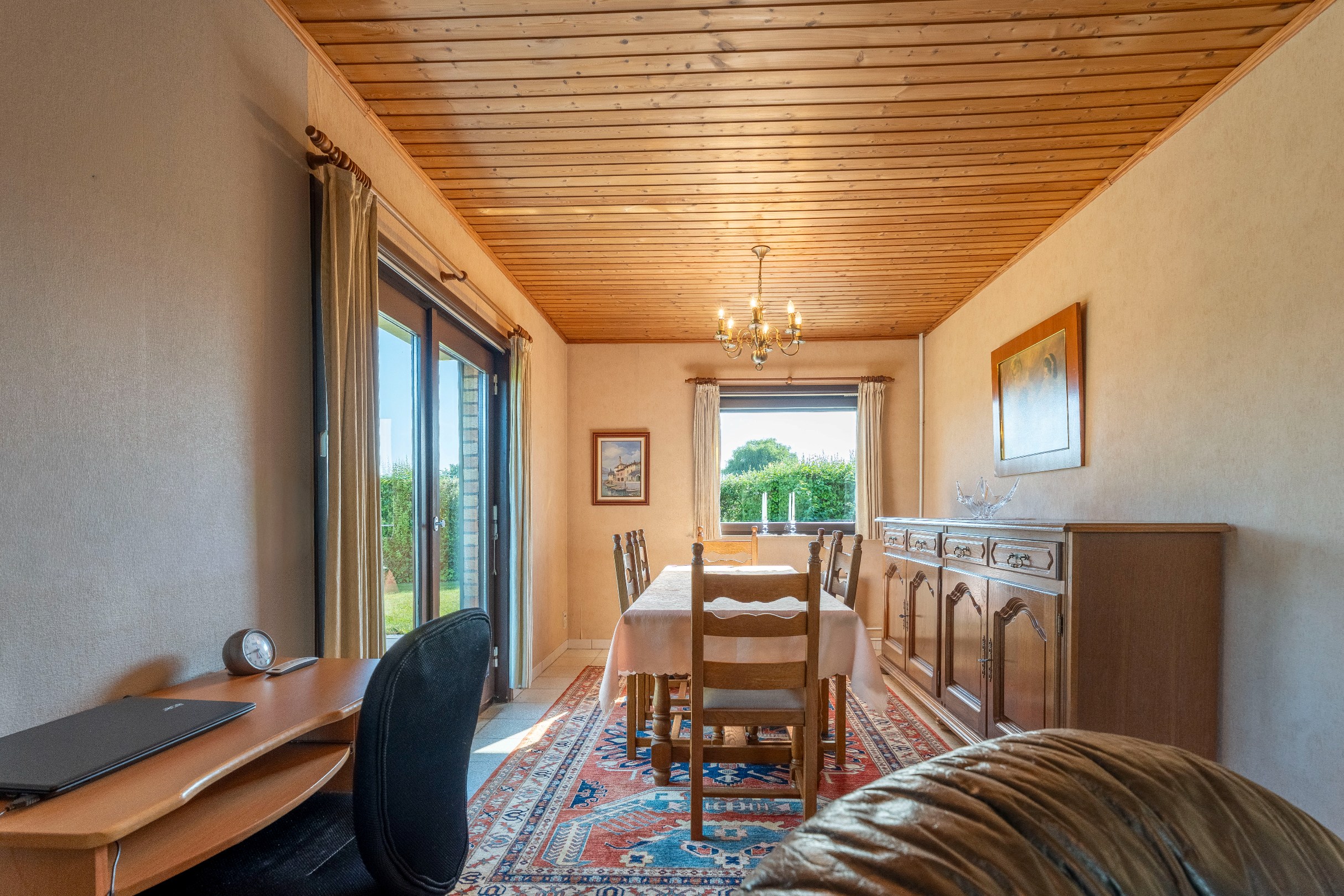 Gelijkvloerse villa op een zeer mooi perceel in Heestert. - foto 5