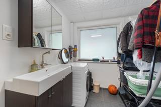 Instapklare beletagewoning met uitstekend EPC in Ertvelde Deze verzorgde en energiezuinige beletagewoning ligt op een rustige locatie nabij Sportoase...