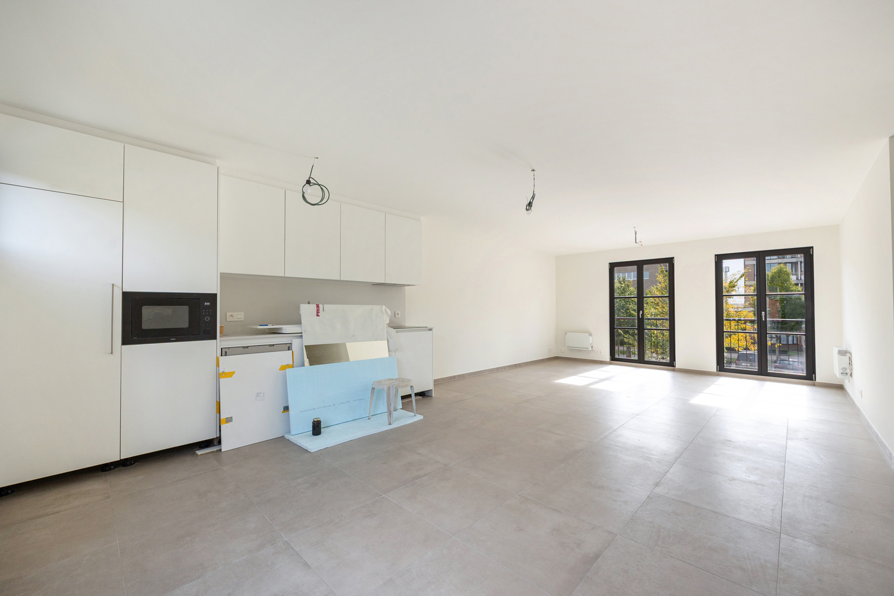 Volledig instapklaar appartement met terras te Wilrijk - foto 3