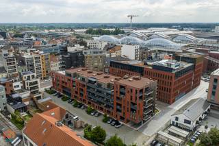 Op een uitstekende locatie in het centrum van Mechelen bevindt zich deze exclusieve energiezuinig penthouse met 3 slaapkamers en 2...
