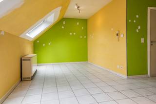 Bent U op zoek naar een appartement met 1 slaapkamers in Stekene? Lees hier dan zeker even verder!Dit charmante appartement biedt een comfortabele...