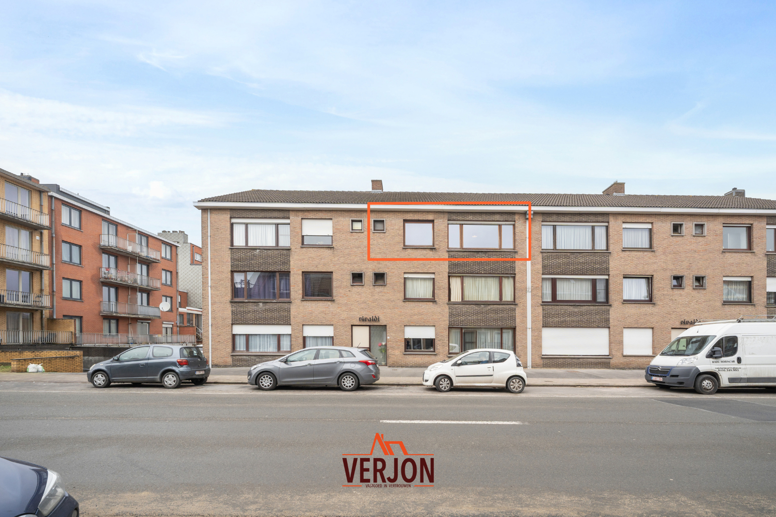 Centraal gelegen appartement met 3 slaapkamers! - foto 1