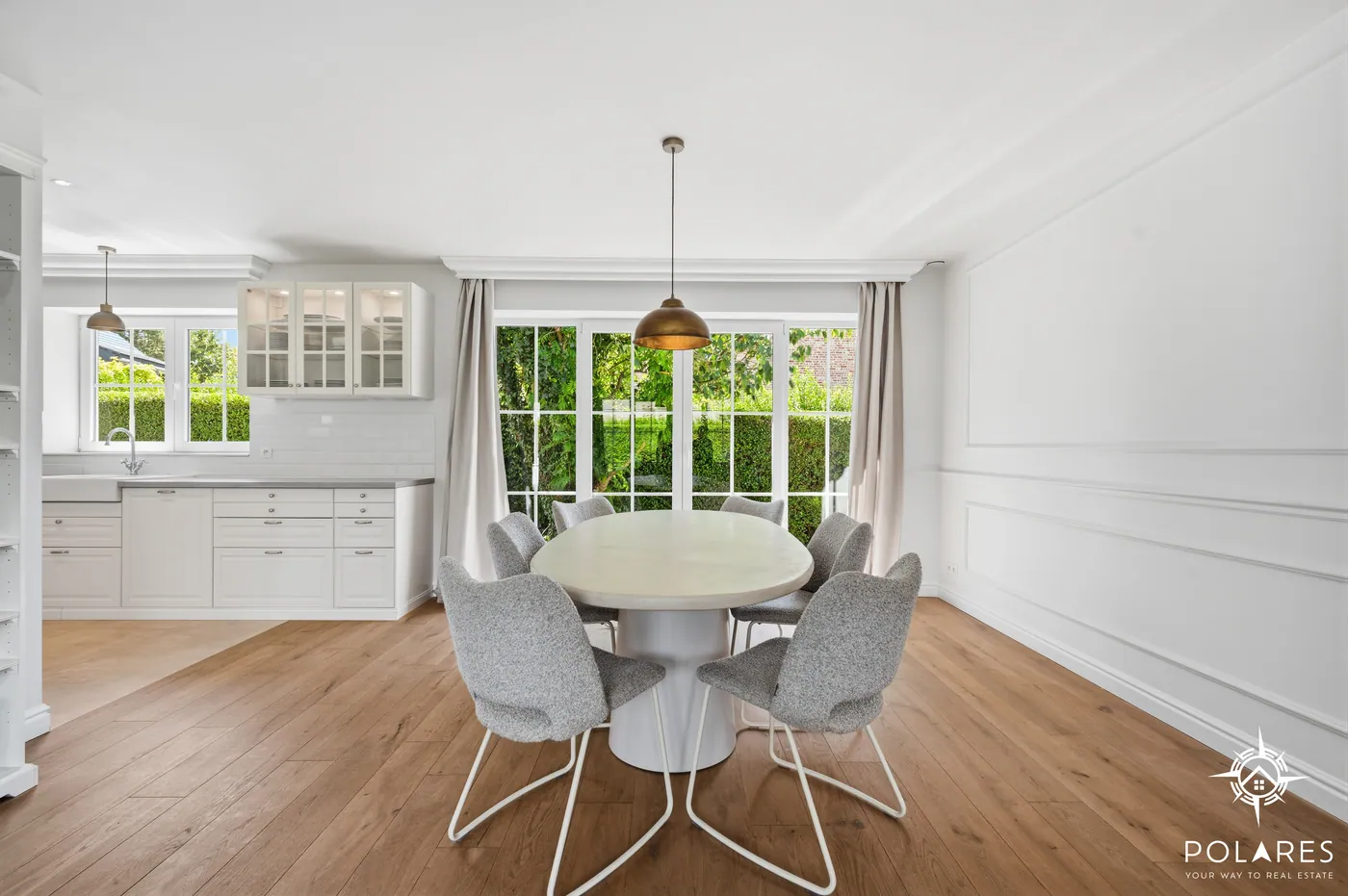 Volledig gerenoveerde moderne bungalow met zwembad – 100% instapklaar. - foto 5