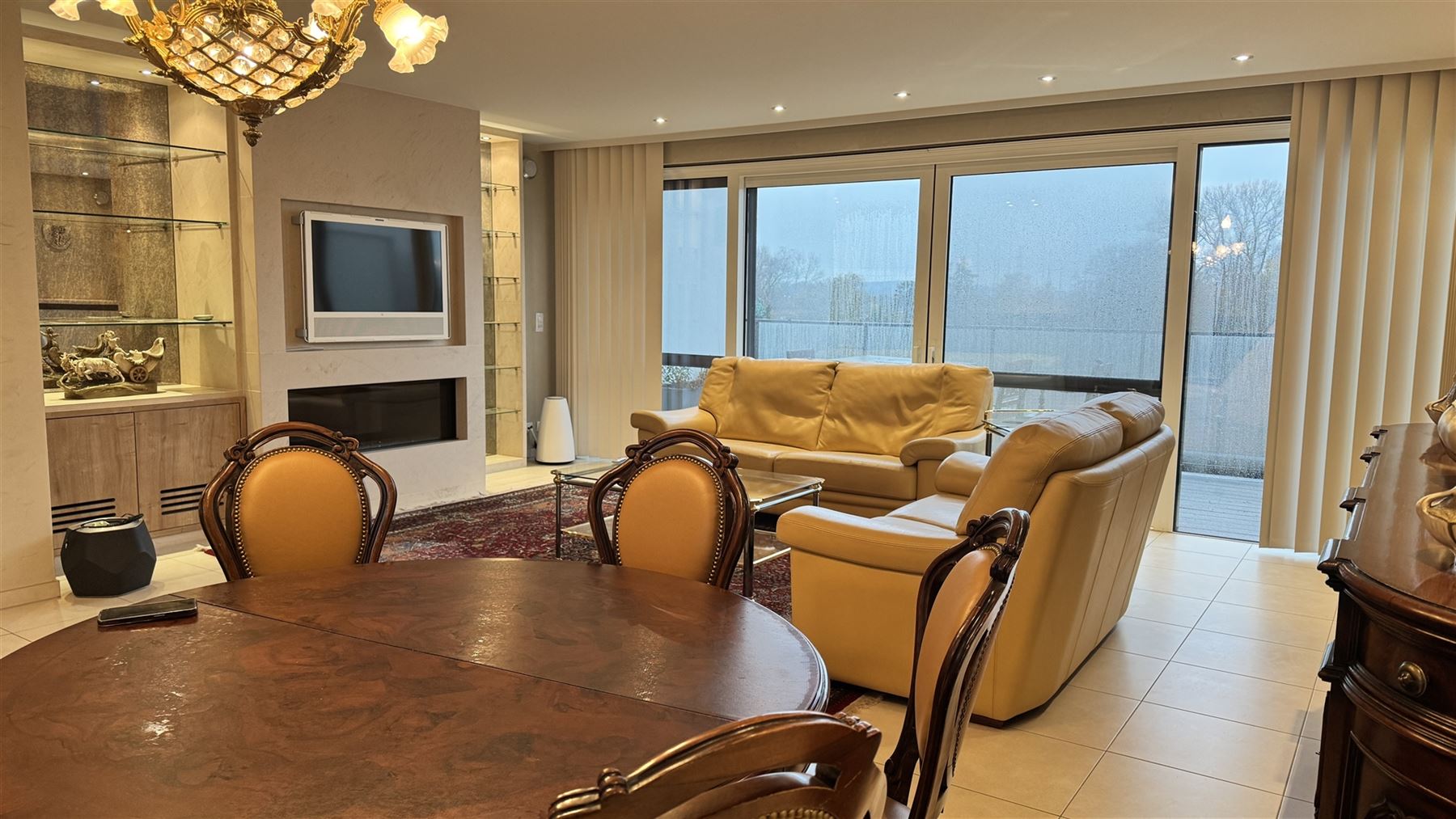 Ruim luxe-appartement met zonnig terras - foto 3