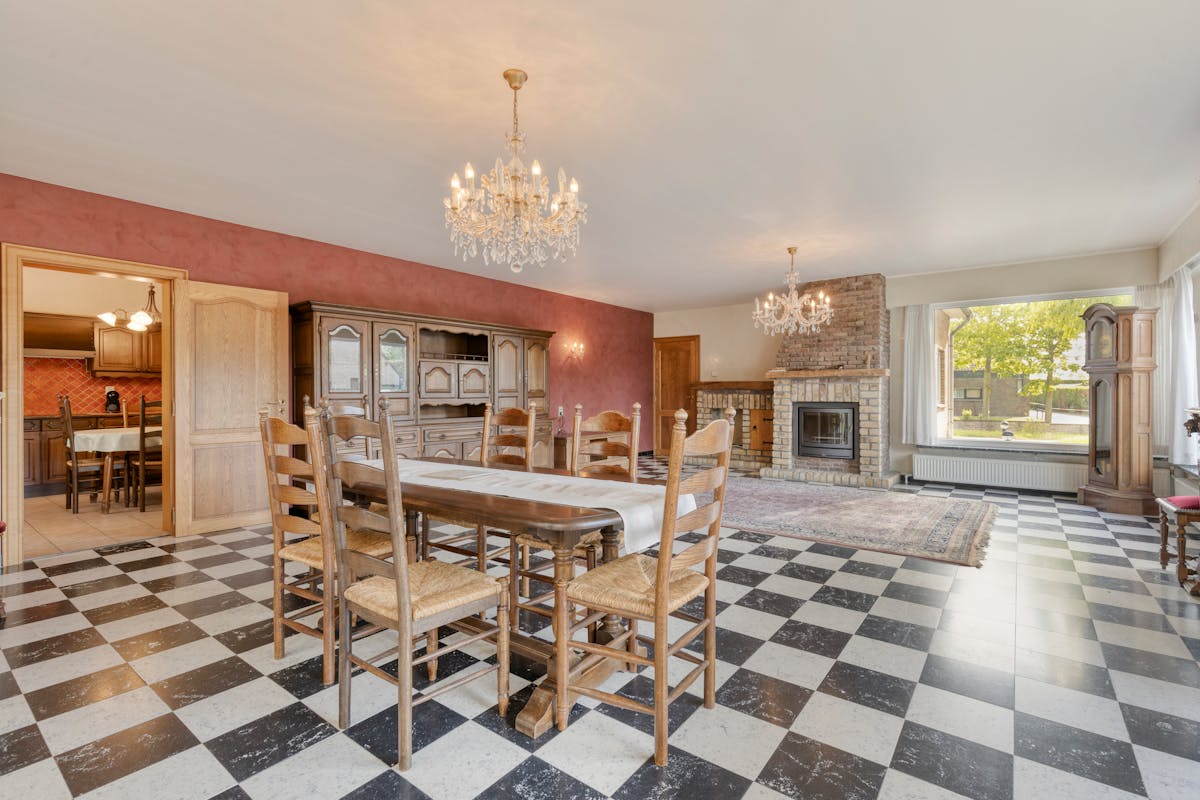 Gelijkvloerse villa met ruime tuin op een perceel van 2113m² - foto 5