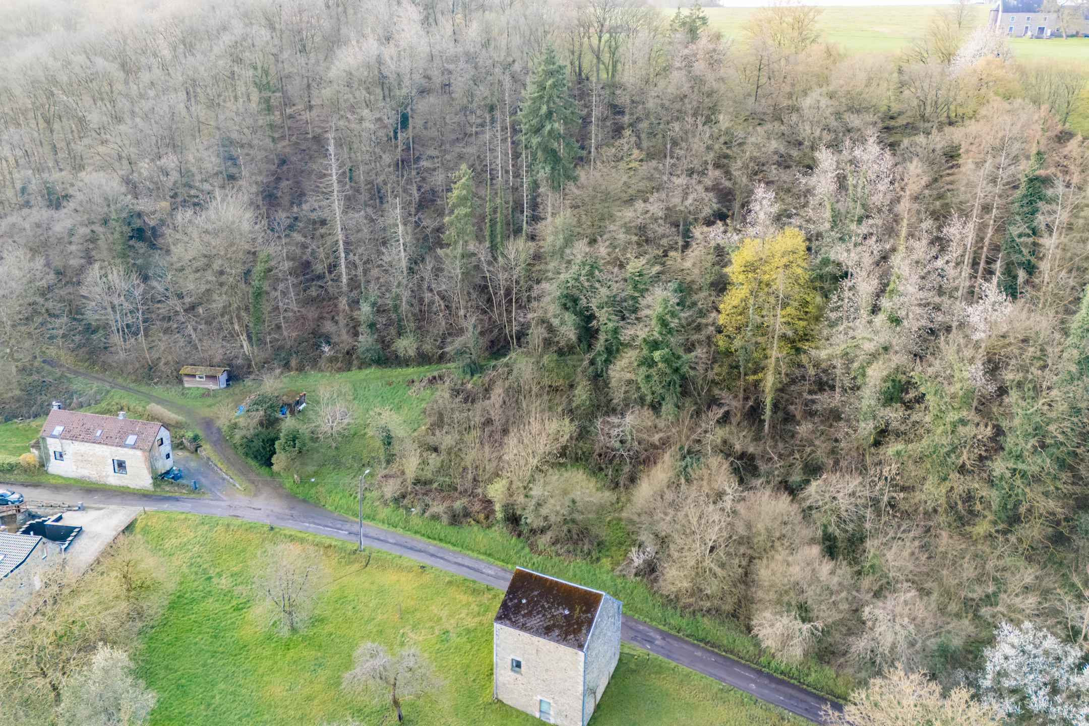 We Invest Namur vous propose... 0471 34 67 75 - foto 1