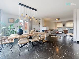 In een rustige, mooi gelegen verkaveling bevindt zich deze recente halfopen bebouwing (bouwjaar 2018). De woning combineert hedendaags comfort met...