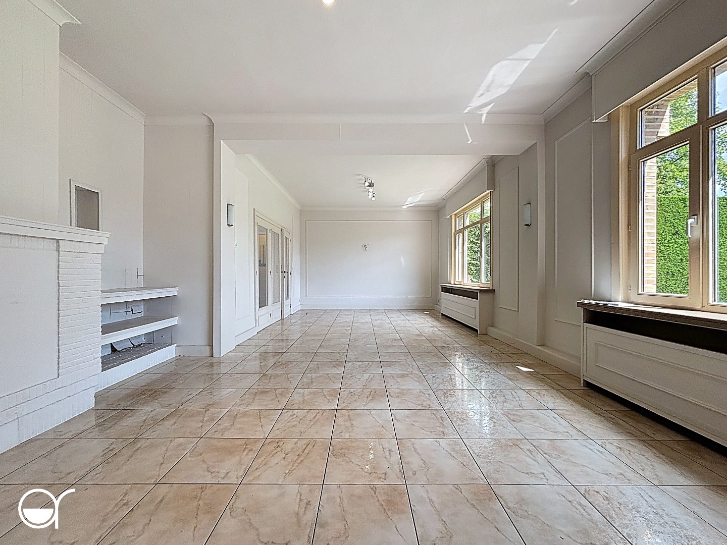 Meergezinswoning met 2 appartementen en kantoorruimte - foto 5