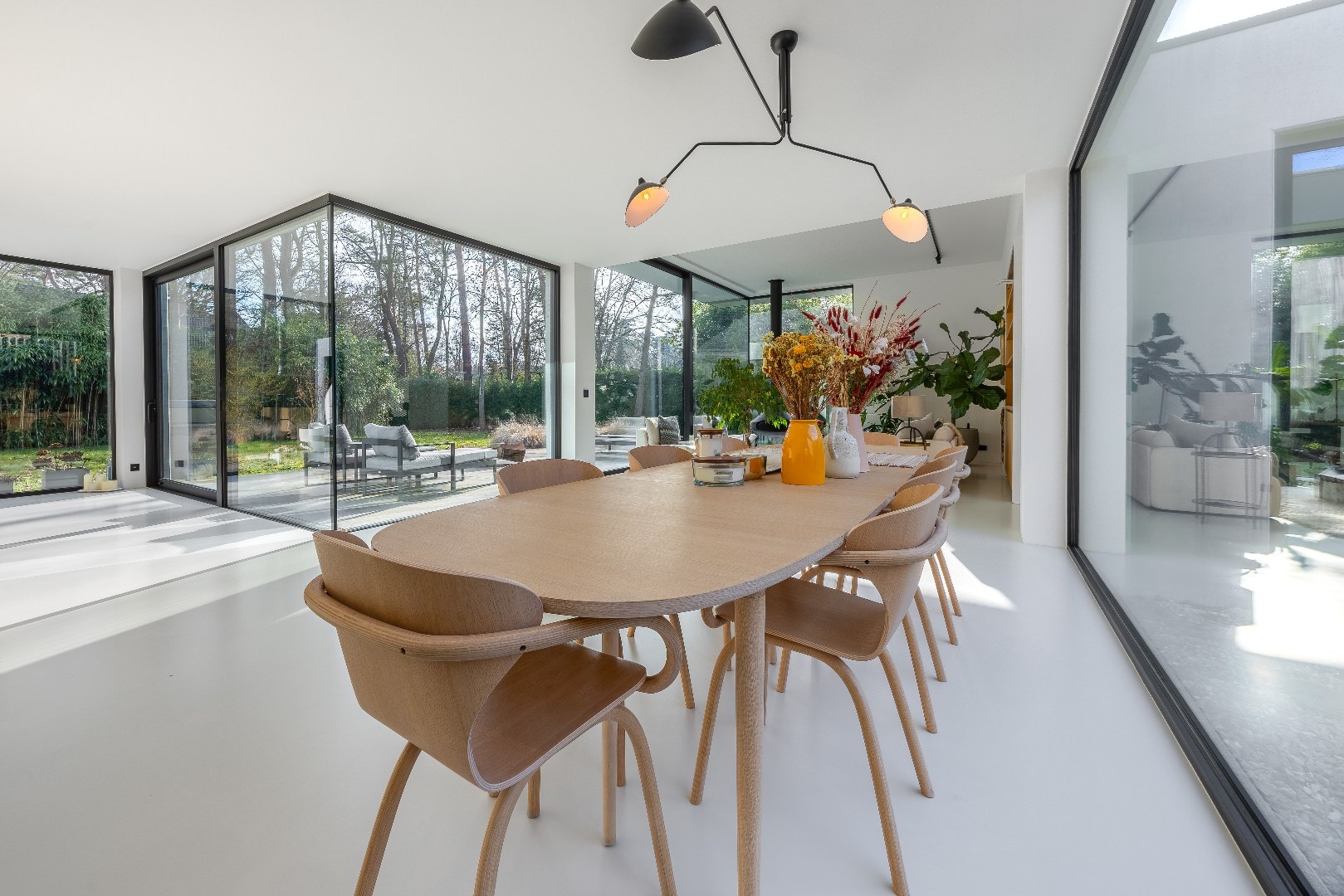 Moderne gelijkvloerse designvilla in exclusief privédomein - foto 3