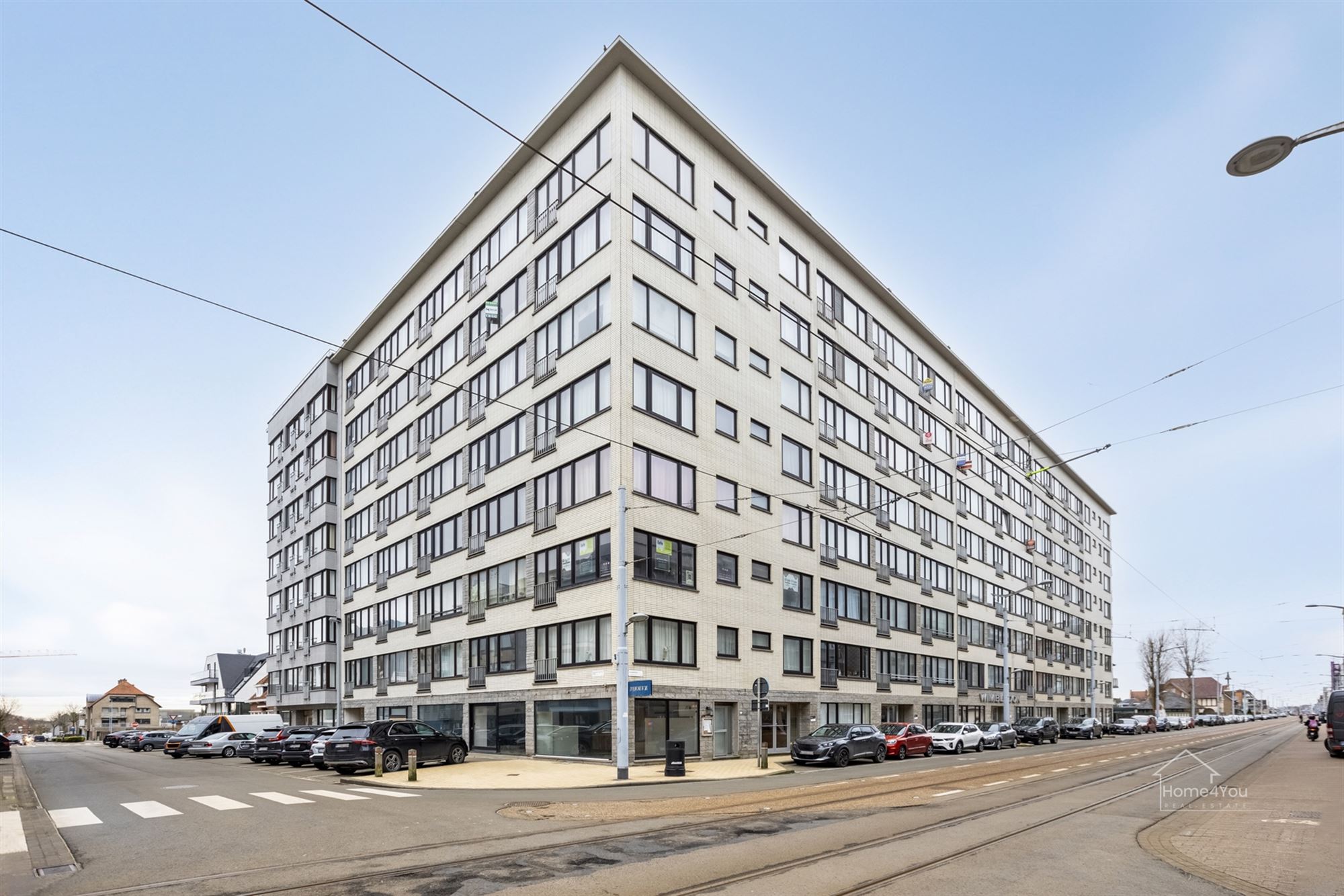 Beautiful refreshed furnished studio with 1 bedroom on ground floor 50 meters from beach and dike. - photo 3