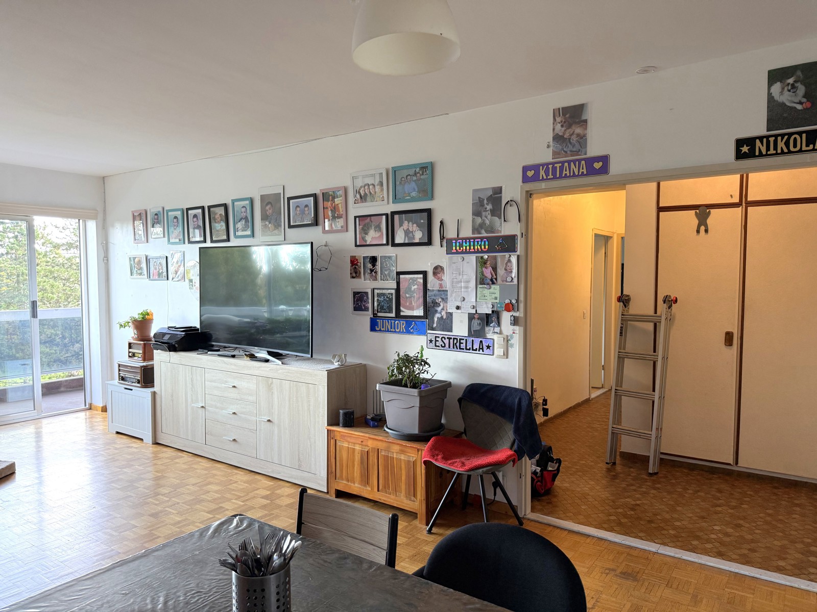 Lichtrijk appartement met 2 slaapkamers en staanplaats! - foto 4