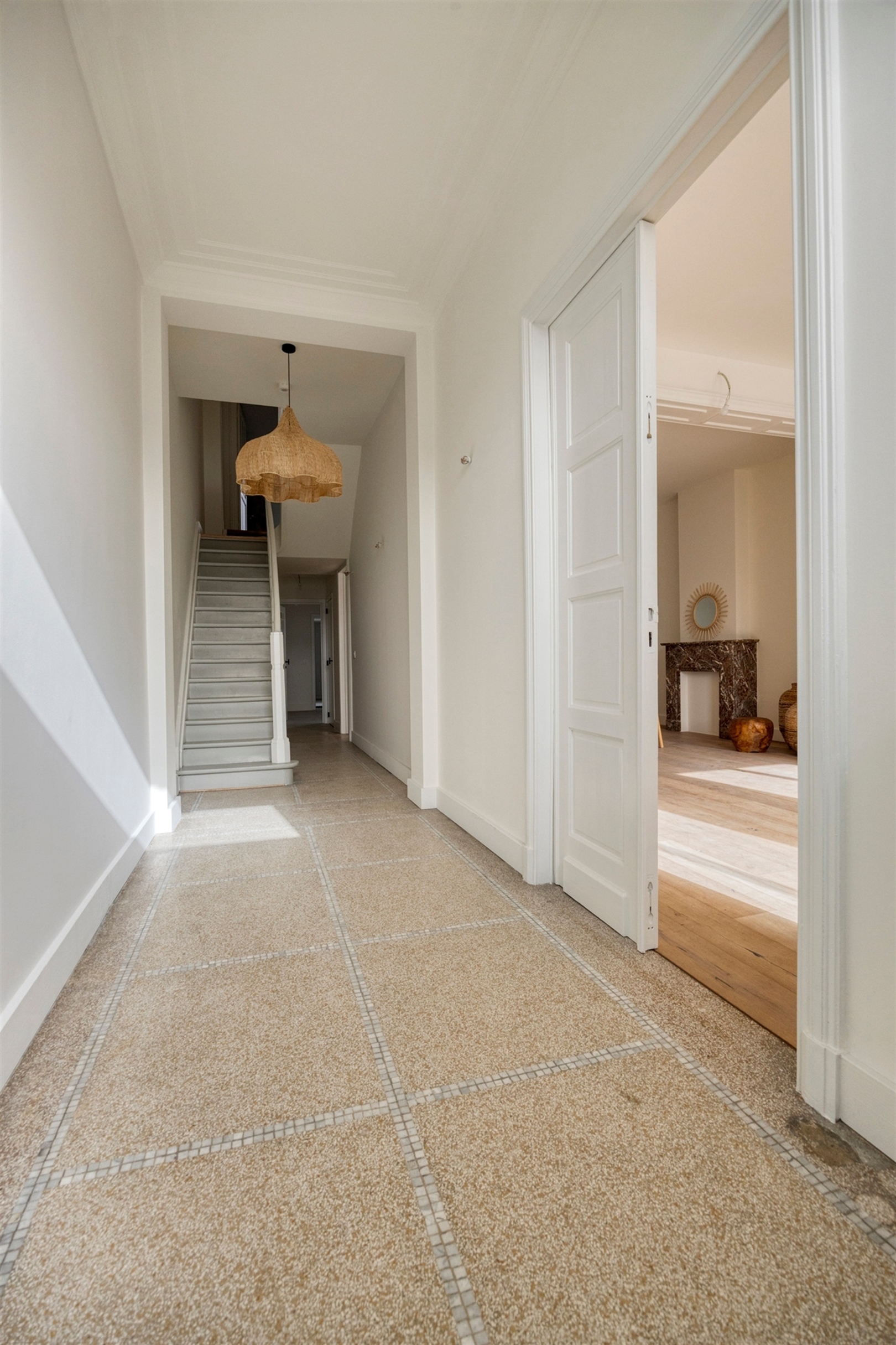 Gerenoveerde herenwoning met 5 slpks. - foto 5