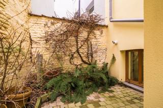 Ruime en lichtrijke eengezinswoning met authentieke charme en hedendaags comfortDeze prachtige en ruime eengezinswoning combineert hedendaags...