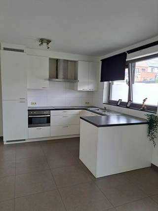 Patrimony company with 3 investment properties and one business premises in Beveren and KruibekeThe portfolio consists of four strategically...