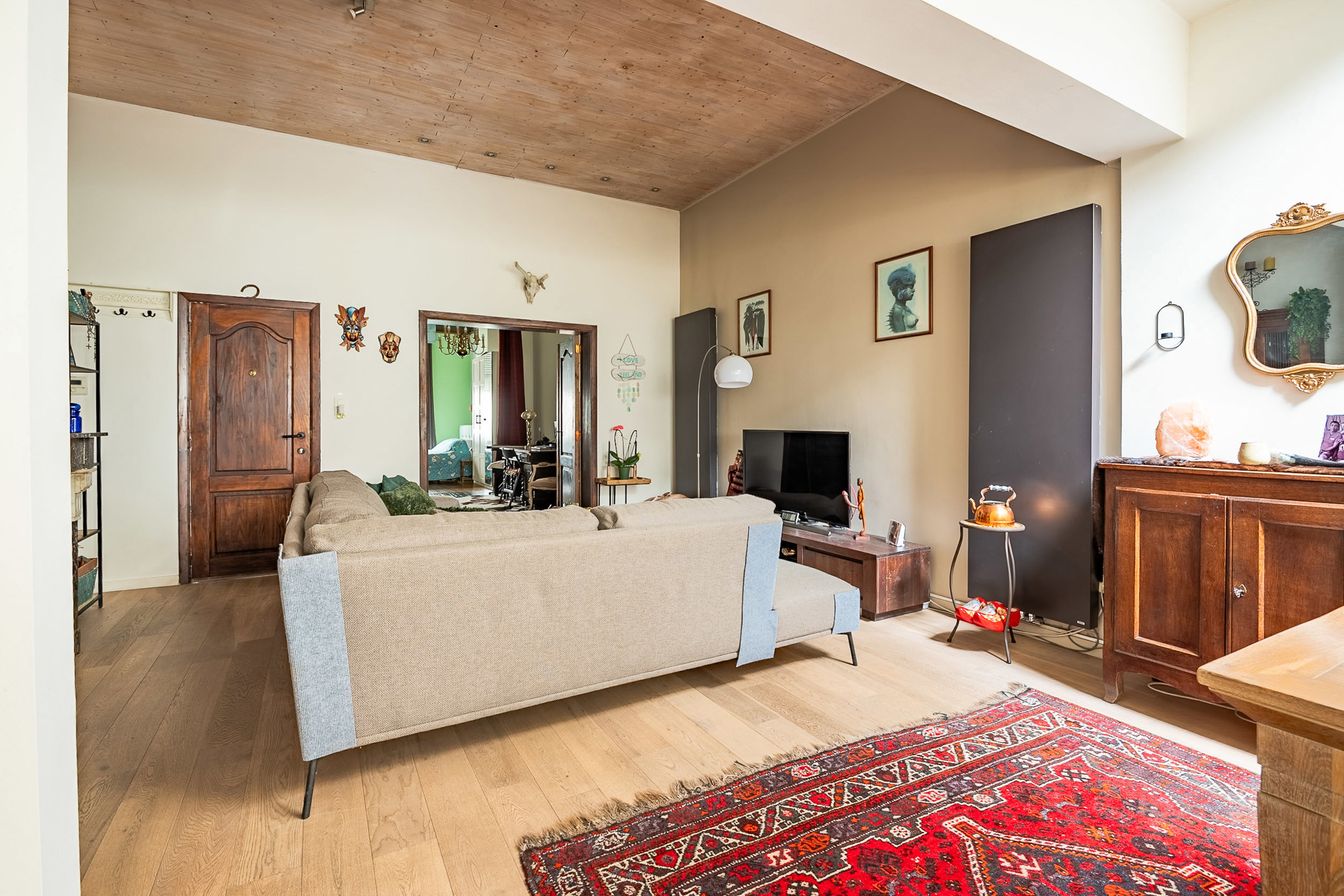 Karaktervol gelijkvloers appartement met stadstuin - foto 5