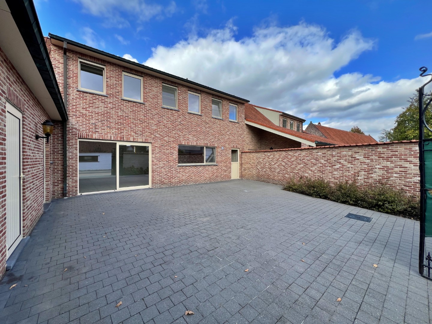 🏡 Ruime gezinswoning te huur in het hart van Lovendegem - foto 1