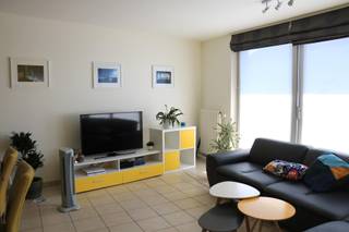 Recent duplexappartement gelegen aan de markt van Lennik.Tweede verdieping bereikbaar zonder lift.Het appartement beschikt over een ruime en...