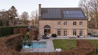 Schitterend gerenoveerde villa met multifunctioneel bijgebouw en paardenaccomodatie aan de golf van Rinkven te St-Job op ca. 5.000M2!Fantastisch...