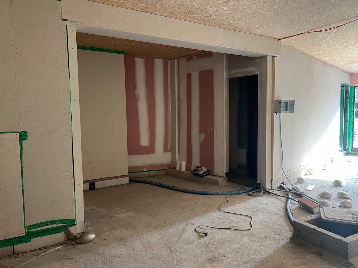 Kantoorruimte van ca. 60m² nabij het centrum van Roeselare - foto 5