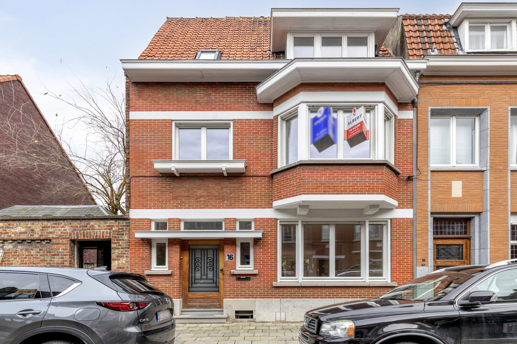 Gerenoveerde (2025) stadswoning met tuin - foto 1