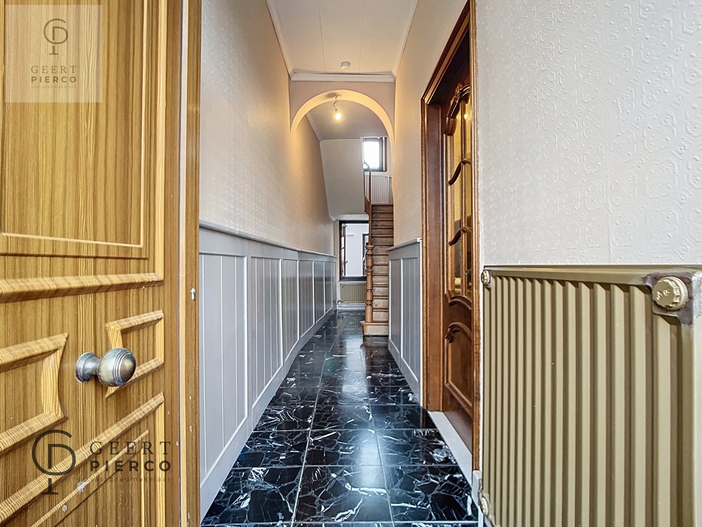 Gezellige gezinswoning met charme en potentieel - foto 2