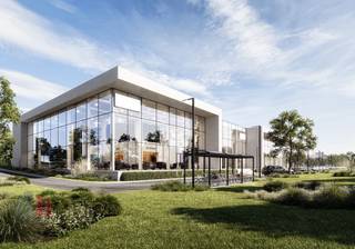 Showroom met een totale oppervlakte <strong>van 754 m² en een mezzanine van 511 m²  </strong>gelegen langsheen de gekende <strong>Woluwelaan</strong> te Vilvoorde/Machelen. Dankzij de grote raampartijen zal uw bedrijf van een enorme visibiliteit genieten en resulteert in een enorme naamsbekendheid. de 13 showrooms hebben oppervlaktes<strong> vanaf 722 m² met mezzanines tot 9.646 m²</strong>. <br /><br />Strategisch gelegen op amper 1 km van de E19 op- en afrit 12 Vilvoorde-Luchthavenlaan met een onmiddellijke toegang naar de R0 alsook de luchthaven en Brucargo. De Schaarbeeklei (N1) bevindt zich op slechts 2 km. <br /><br />Deze showroom maakt deel uit van het <strong>Salyx Park</strong>.  Dit is ontworpen met een sterke focus op functionaliteit, duurzaamheid en innovatie. De gebouwen voldoen aan de BREEAM-certificeringen,  en zijn uitgerust met warmtepompen, zonnepanelen, waterterugwinningssystemen en intelligente LED-verlichting met een bewegingsdetectiesysteem voor energiezuinige verlichting in de units. <br /><br />De showrooms variëren in grootte en omvatten verschillende aanpassingsopties en zijn uitgerust met sectionale poorten.<br />Iedere unit is uitgerust met een grote raampartij, <strong>een sectionale poort</strong> aan de achterzijde en een <strong>vrije hoogte van 9 m,</strong> met een mezzanine voor verkoopskantoren of administratieve ruimtes.. Unieke ruimtes op deze commerciële ligging!<br /><br />De hoogwaardige infrastructuur en slimme indeling maken het park niet alleen energie-efficiënt, maar ook uiterst aanpasbaar aan de noden van de bedrijven. <br /><br />Contacteer<strong> PANORAMA B2B</strong> voor meer informatie of een vrijblijvend plaatsbezoek <strong>0479 70 70 70.</strong>